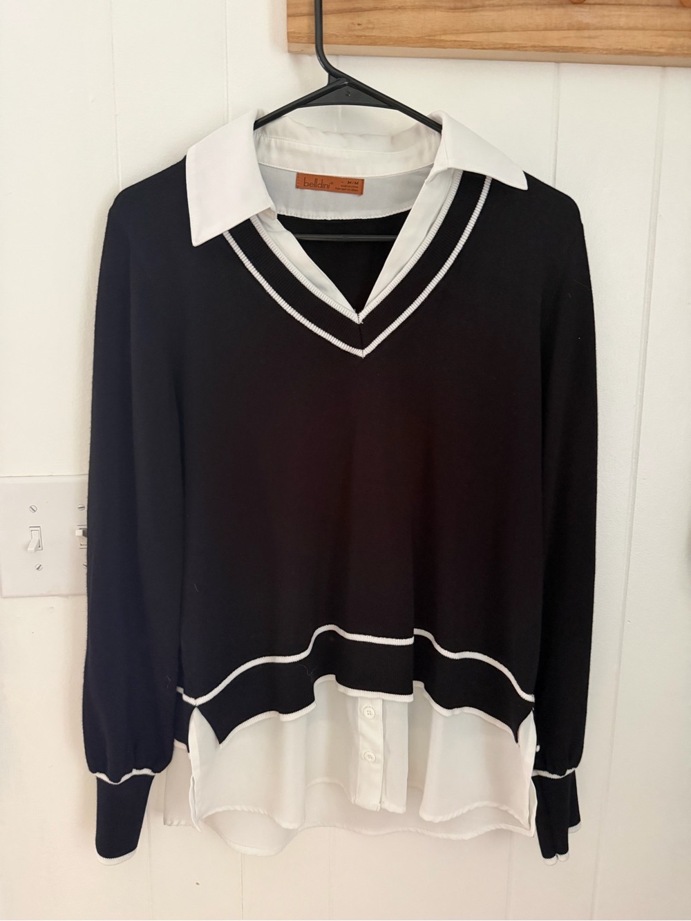 Belldini Black & White Layered V-Neck Pullover Blouse